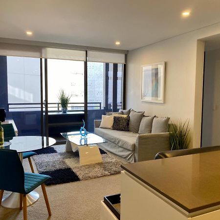 Kingston Governor Luxe 1 Bedroom Apartment In The Heart Of Barton Wifi Gym Wine Secure Parking Canberra المظهر الخارجي الصورة