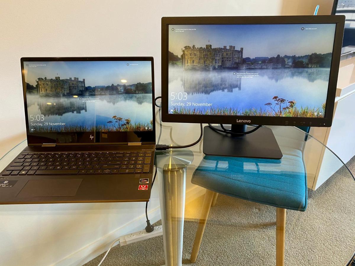 Kingston Governor Luxe 1 Bedroom Apartment In The Heart Of Barton Wifi Gym Wine Secure Parking Canberra المظهر الخارجي الصورة
